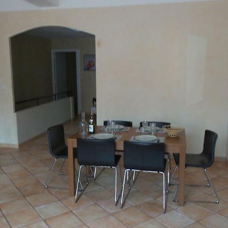 Spacieux Logement Face A La Cite Medievale 卡尔卡松 外观 照片