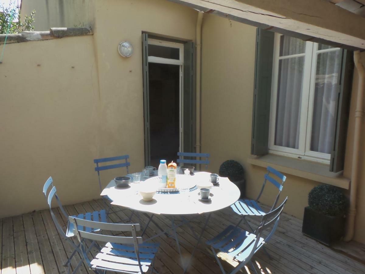 Spacieux Logement Face A La Cite Medievale 卡尔卡松 外观 照片